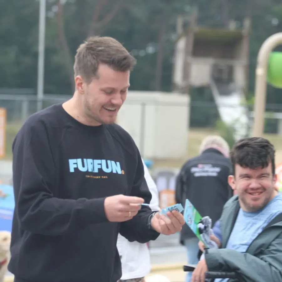 Hundecampingplatz Niederlande dog splash 5