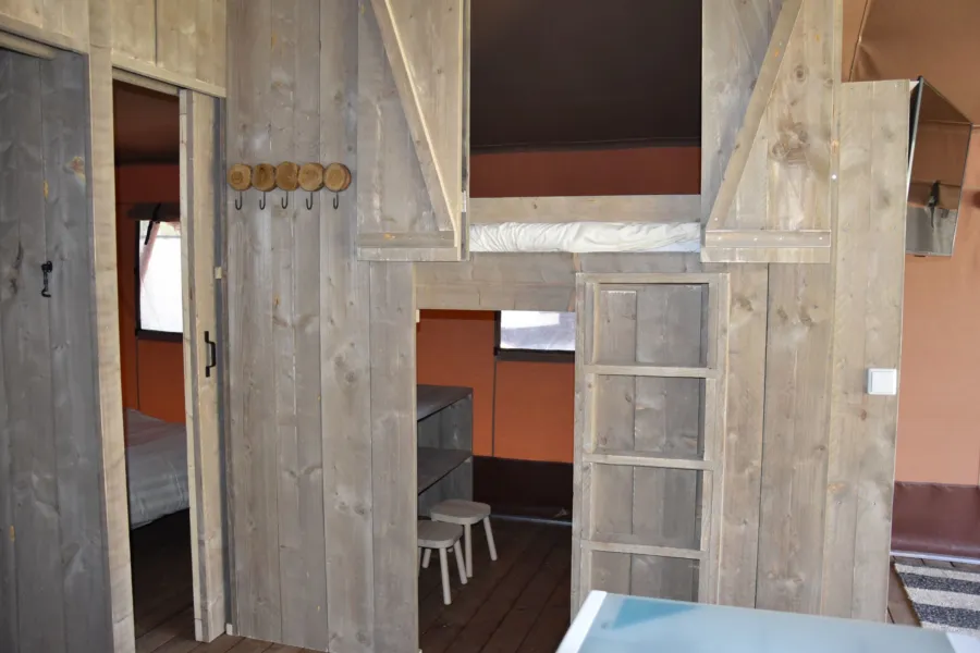 Glamping Overijssel Smeg Lodge 3